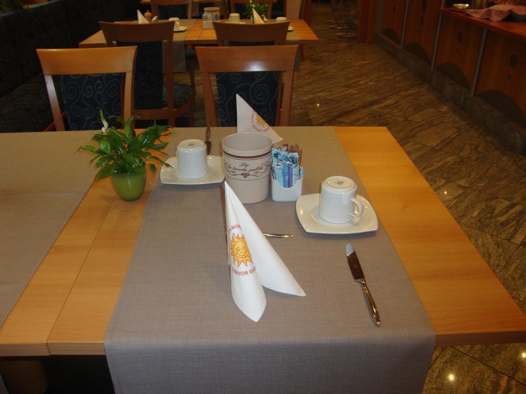 Hotel Maibad วิปิเตโน ภายนอก รูปภาพ